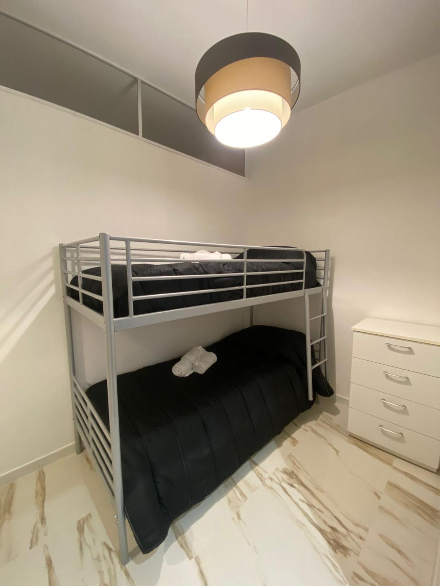 Mada'S Apartment Comfort Барі Екстер'єр фото
